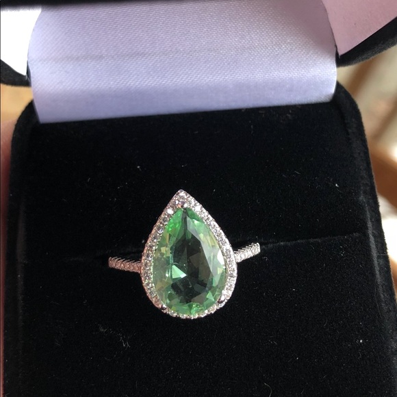 GRANNY PEAR - Picture 4 of 7